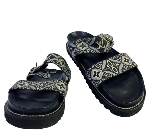 Louis Vuitton 1854 Paseo Flat Sandals size 38