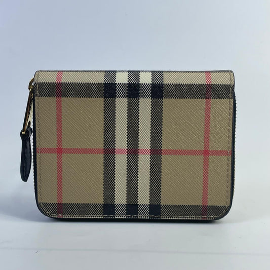 Burberry	Vintage Check Zip Wallet