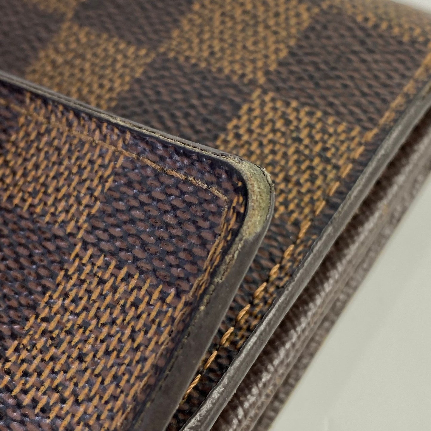 Louis Vuitton	Sarah Wallet Damier Ebene