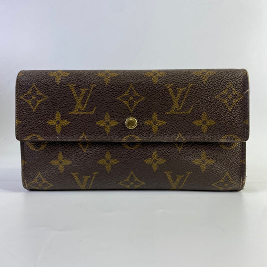 Louis Vuitton	Sarah Wallet Monogram Canvas