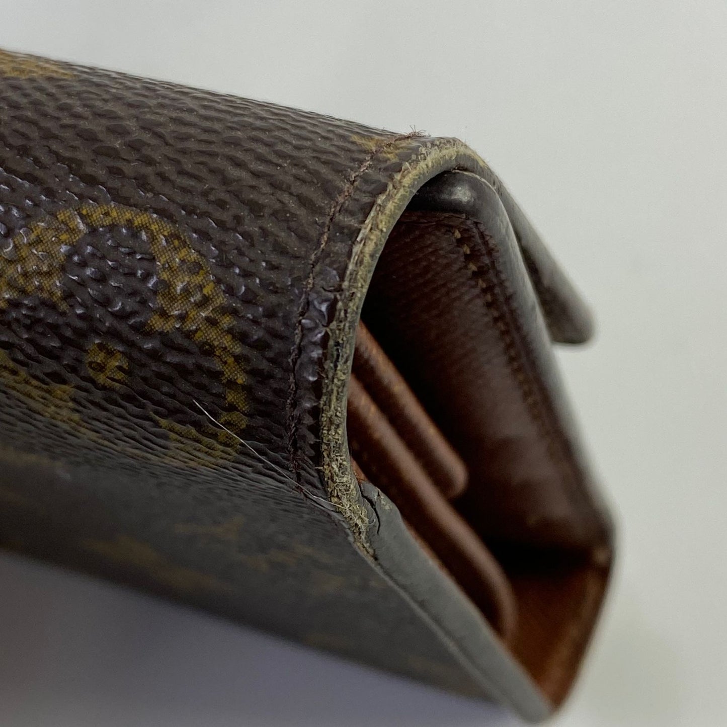 Louis Vuitton	Sarah Wallet Monogram Canvas