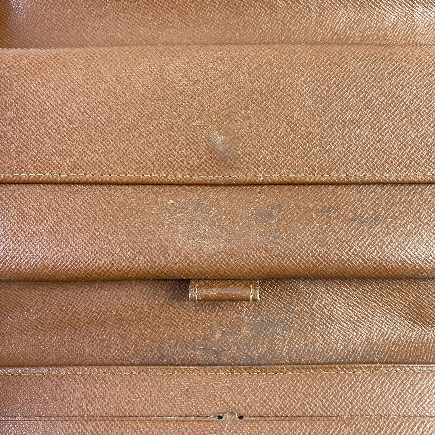 Louis Vuitton	Sarah Wallet Monogram Canvas