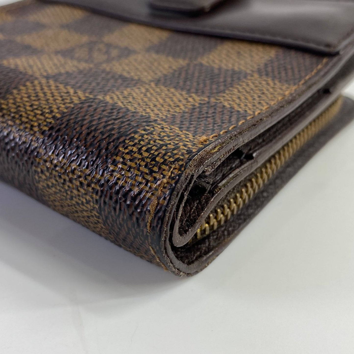 Louis Vuitton	Compact Zip Wallet Damier Ebene