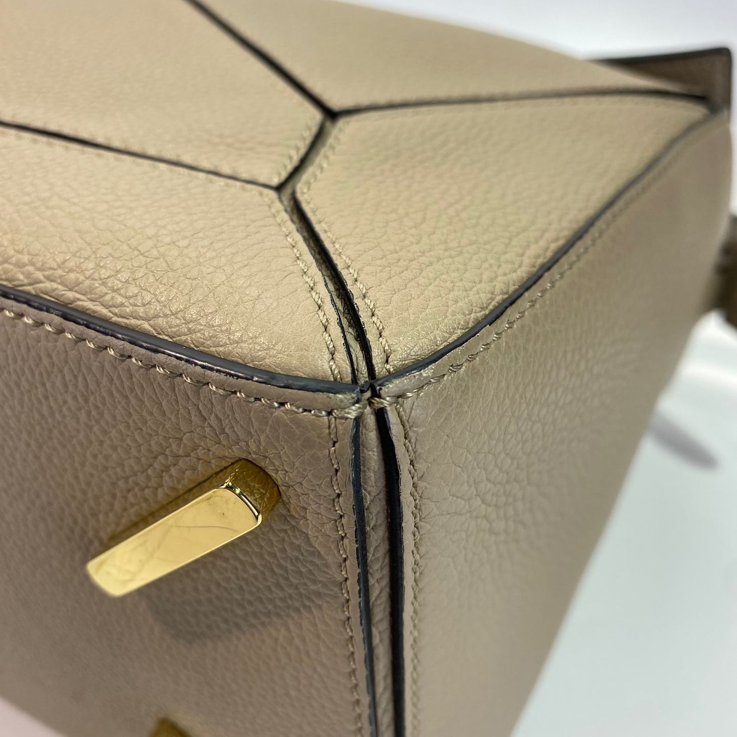 Loewe Puzzle Medium Beige