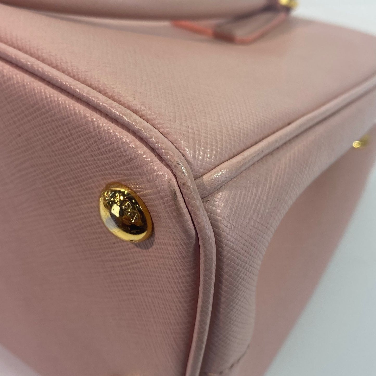 Prada Galleria Saffiano Mini Pink