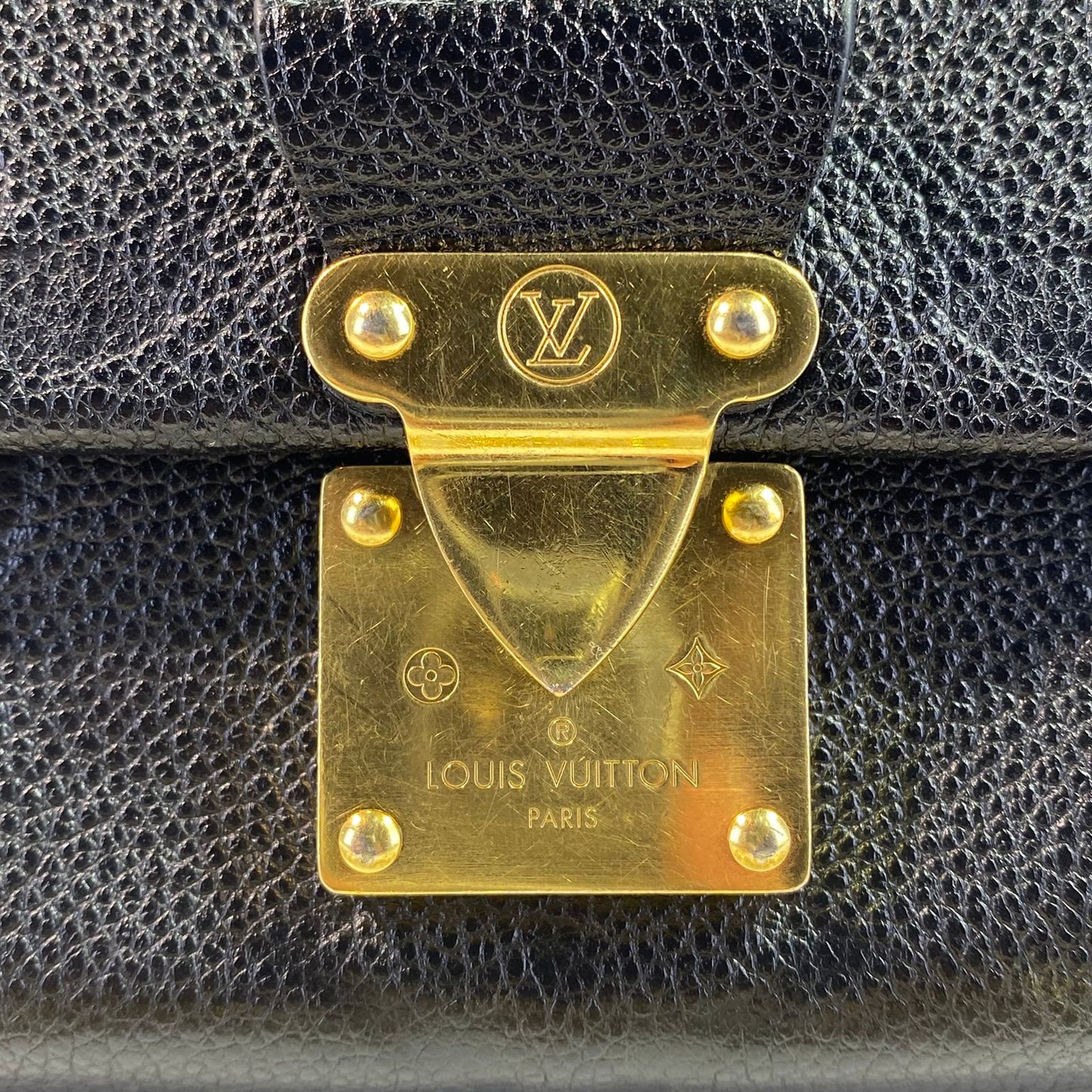Louis Vuitton	Favorite Black Monogram Empreinte GHW