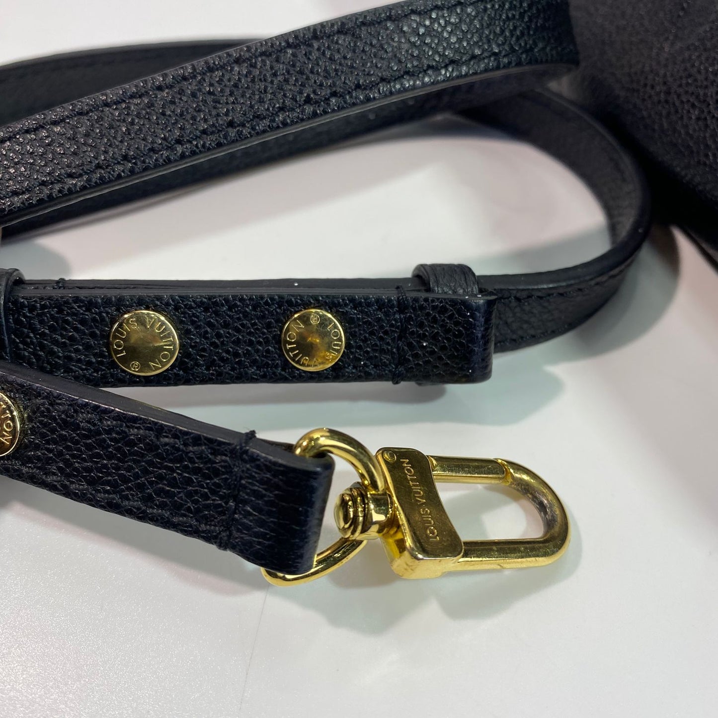 Louis Vuitton	Favorite Black Monogram Empreinte GHW