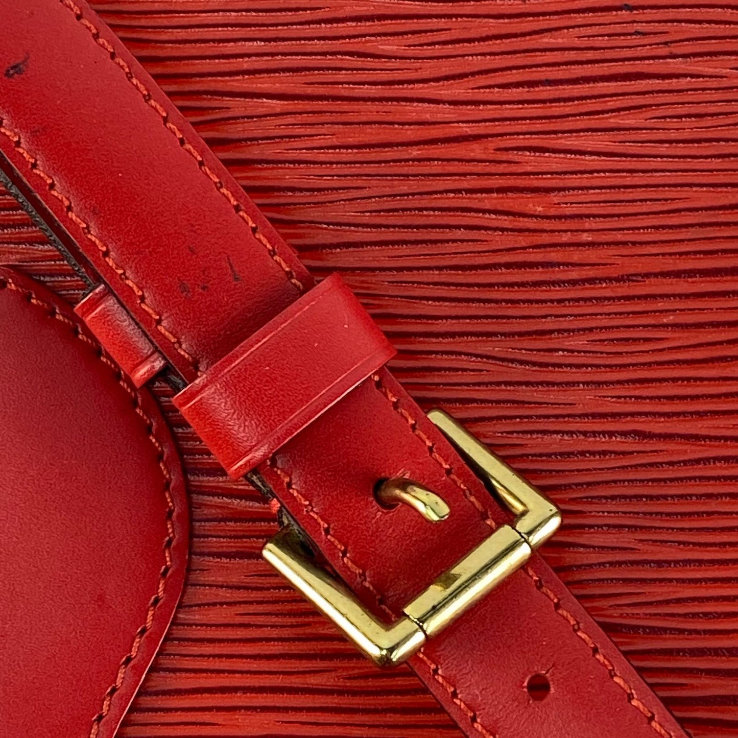Louis Vuitton Saint Cloud Red Epi