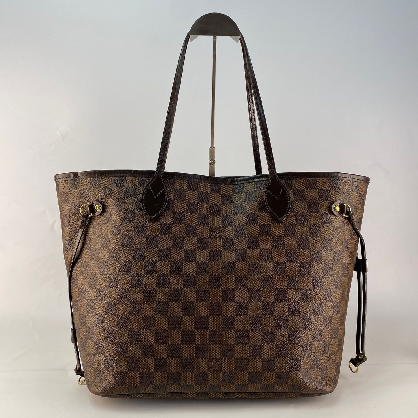 Louis Vuitton	Neverfull DE