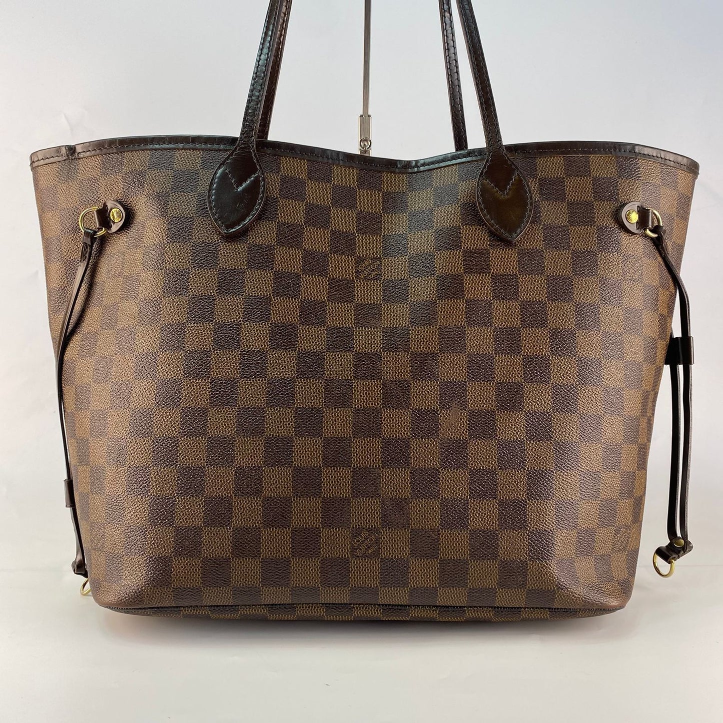 Louis Vuitton	Neverfull DE