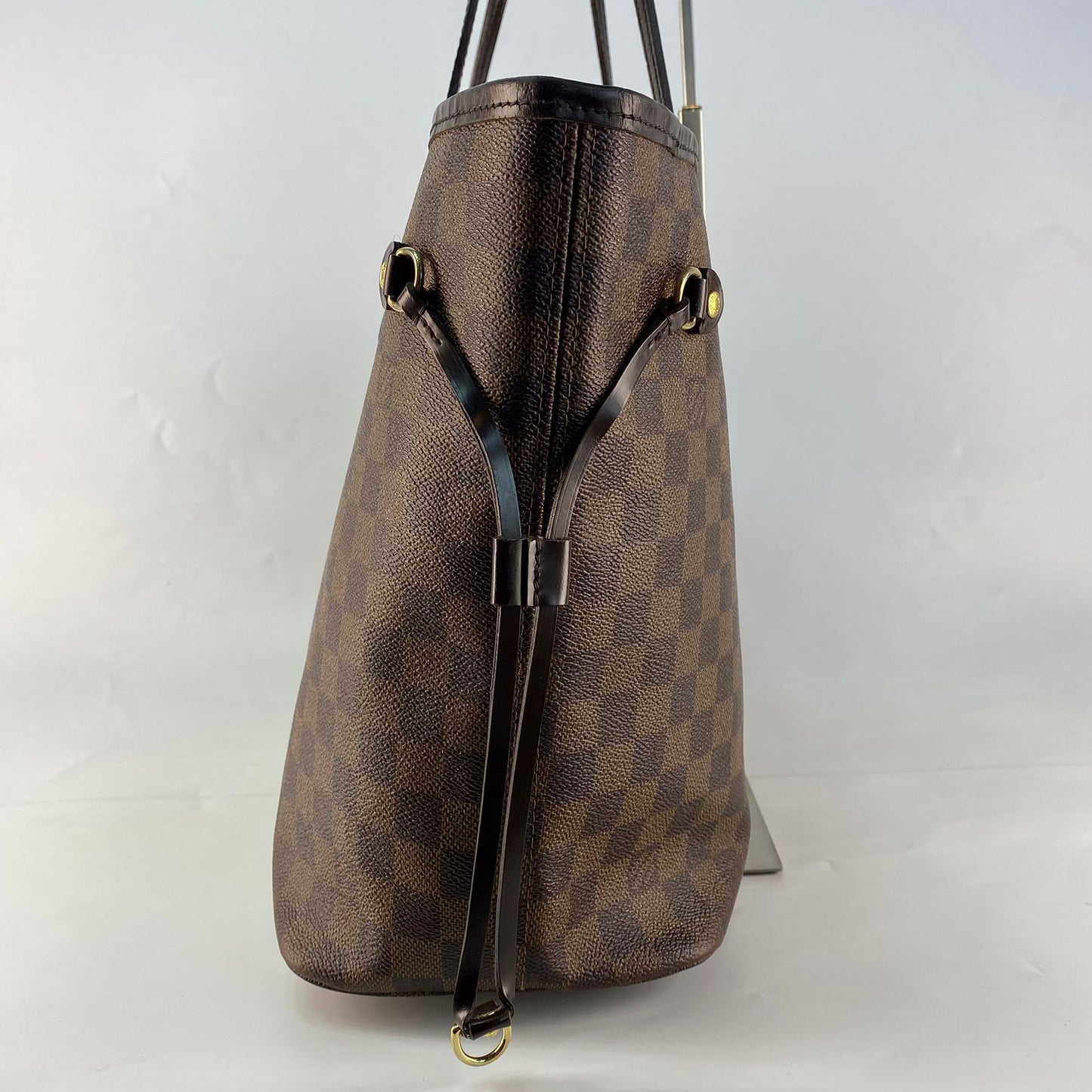 Louis Vuitton	Neverfull DE