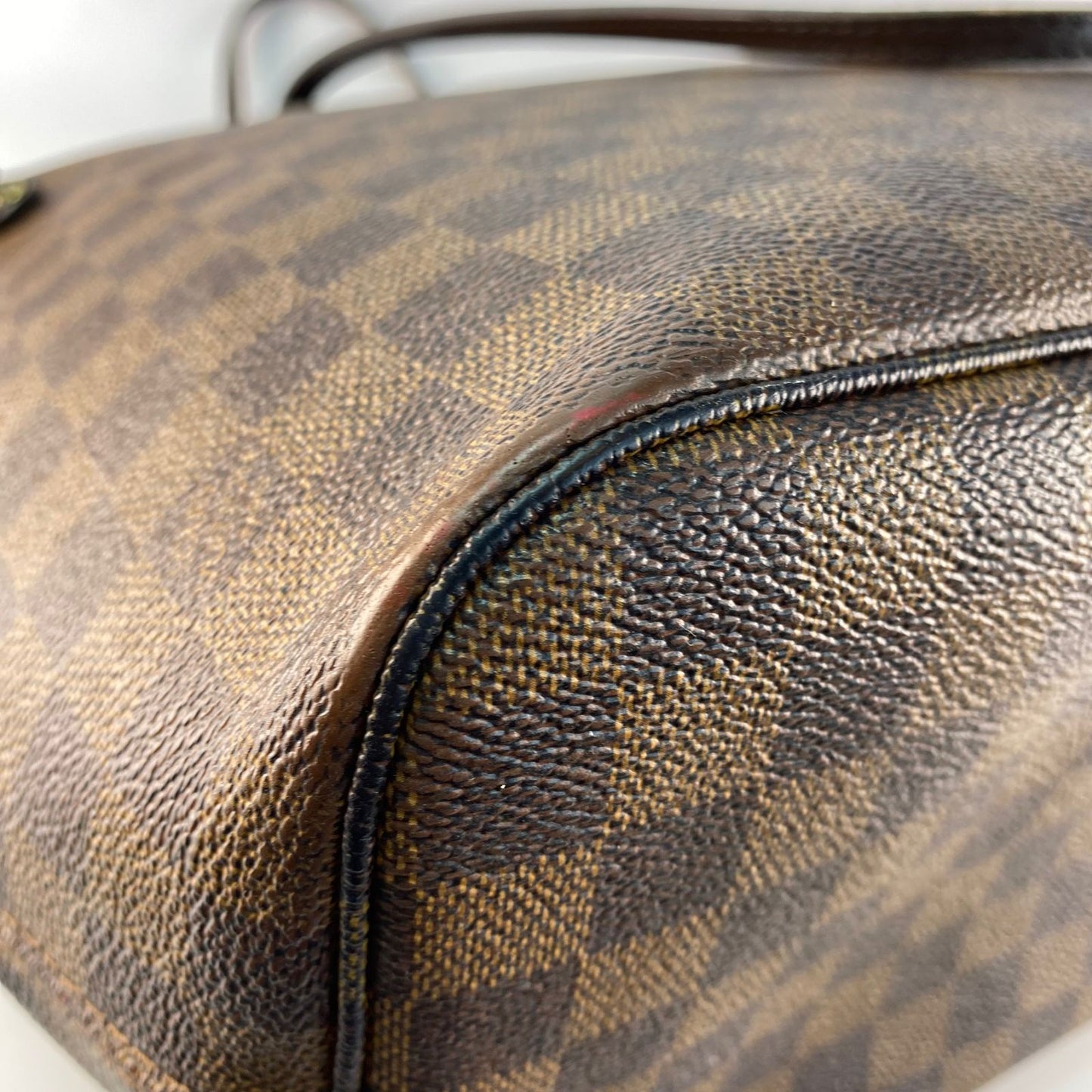 Louis Vuitton	Neverfull DE