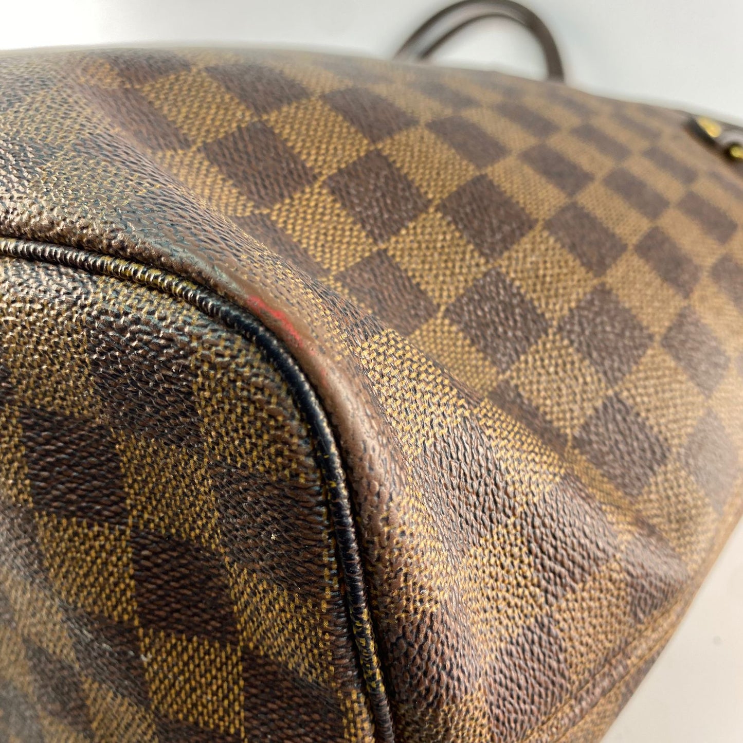 Louis Vuitton	Neverfull DE