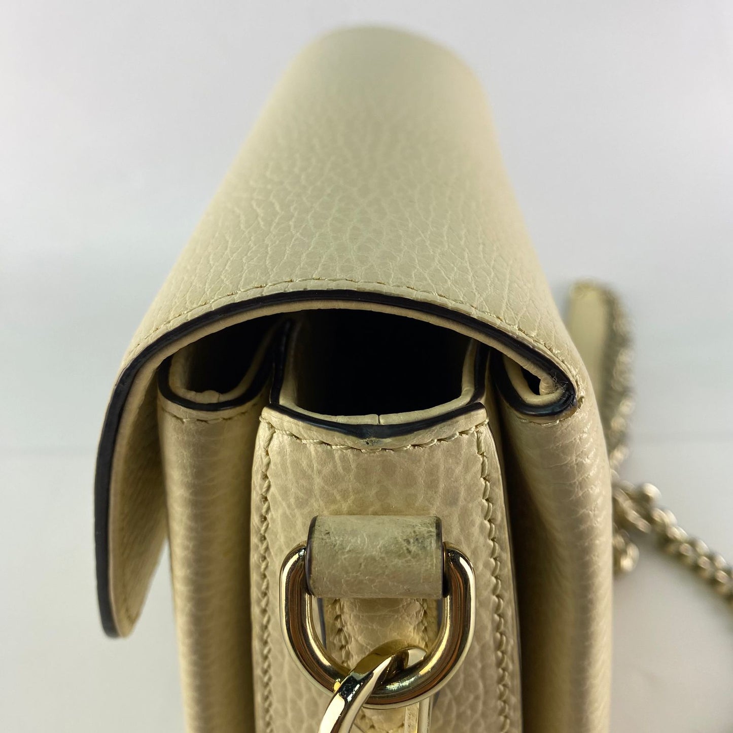 Gucci Interlocking GG Shoulder Bag White