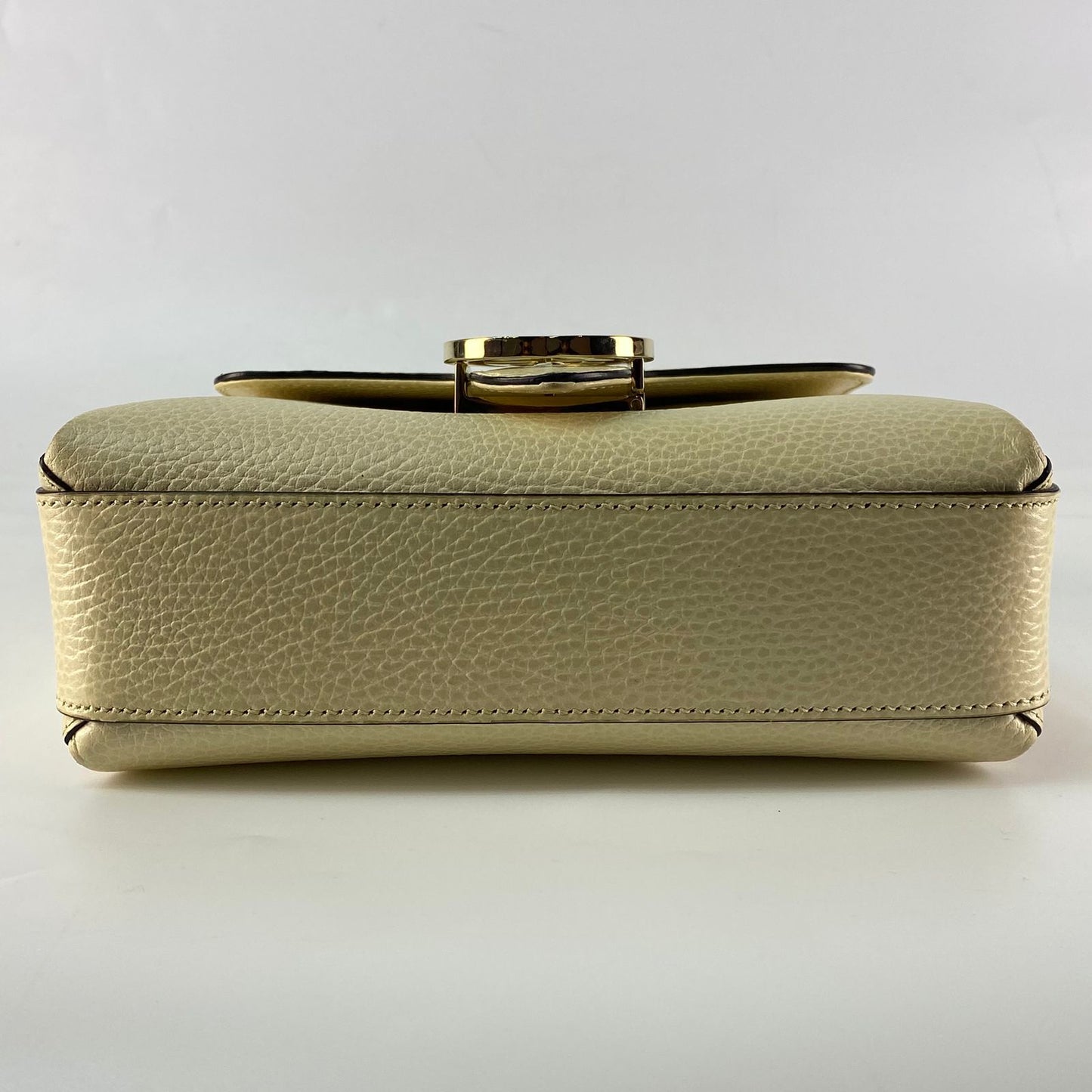 Gucci Interlocking GG Shoulder Bag White