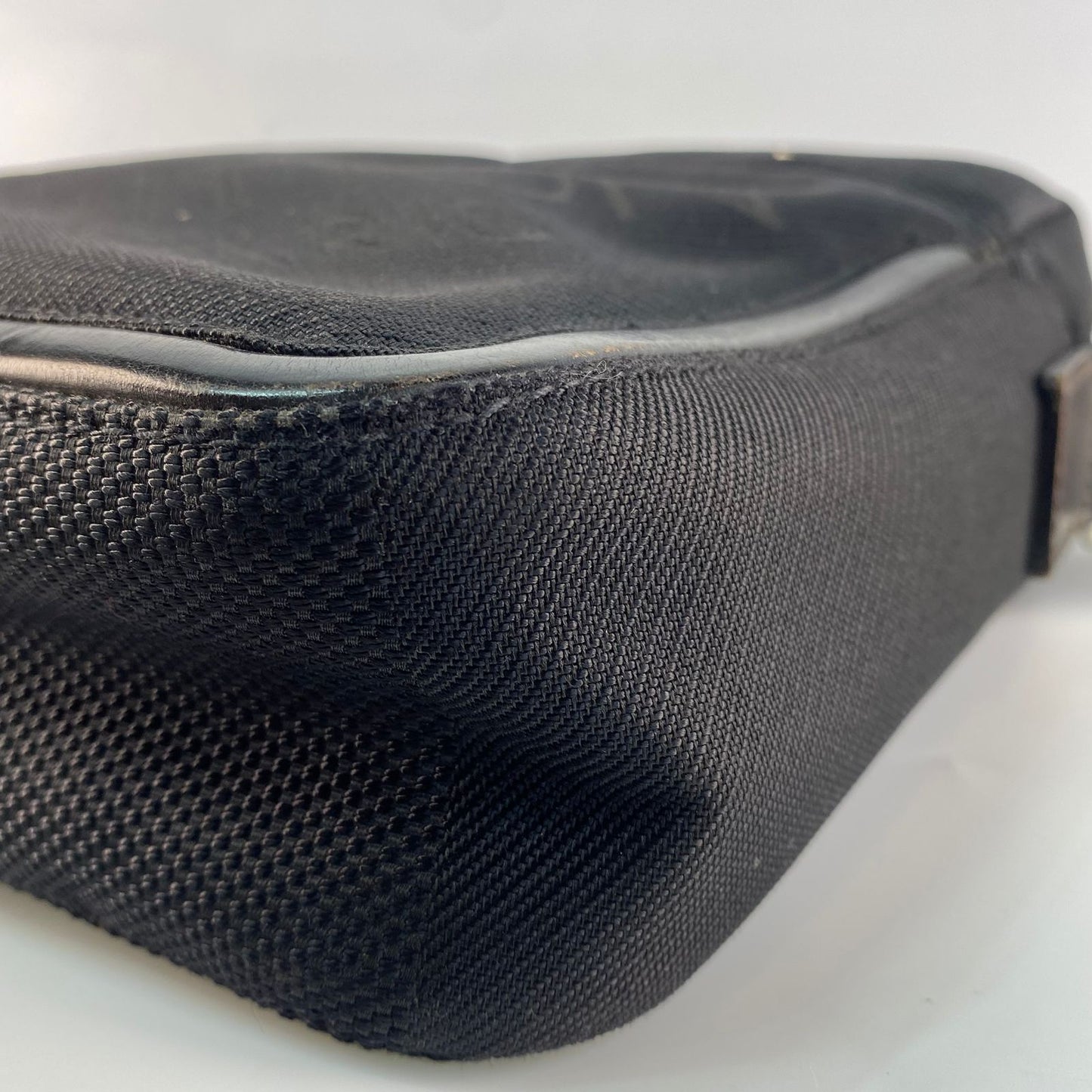 Louis Vuitton Messenger Bag