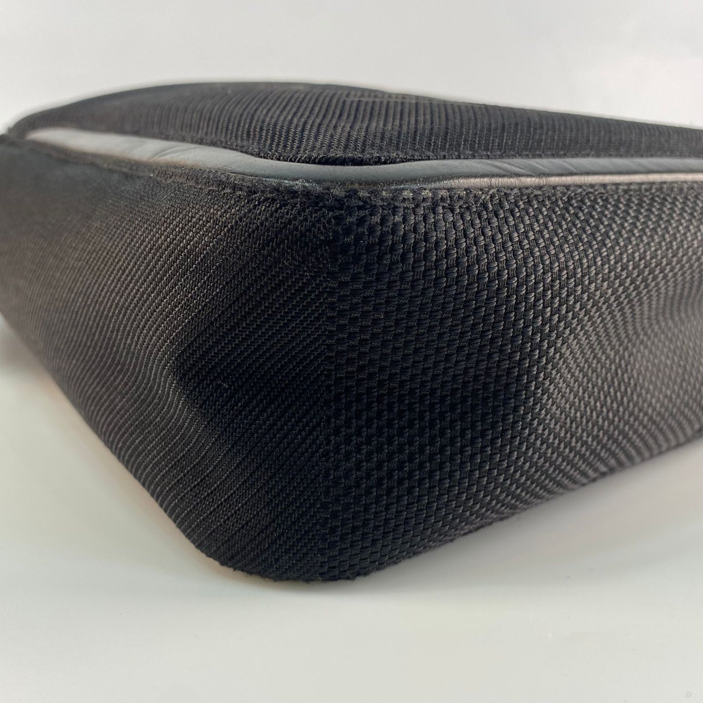 Louis Vuitton Messenger Bag