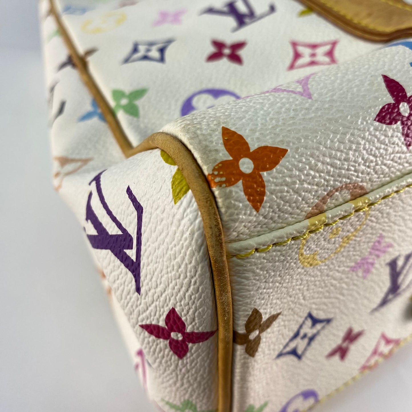 Louis Vuitton	Multicolor Aurelia MM Bag