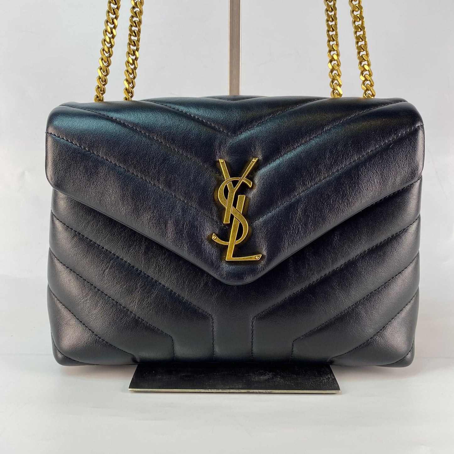 YSL	Loulou Shoulder Bag Black