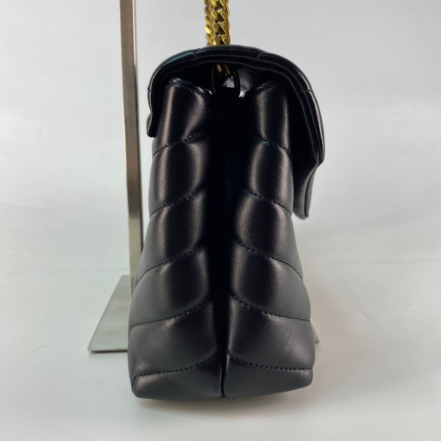 YSL	Loulou Shoulder Bag Black