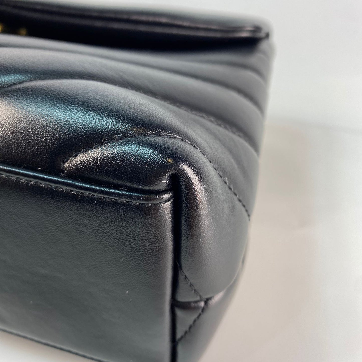 YSL	Loulou Shoulder Bag Black
