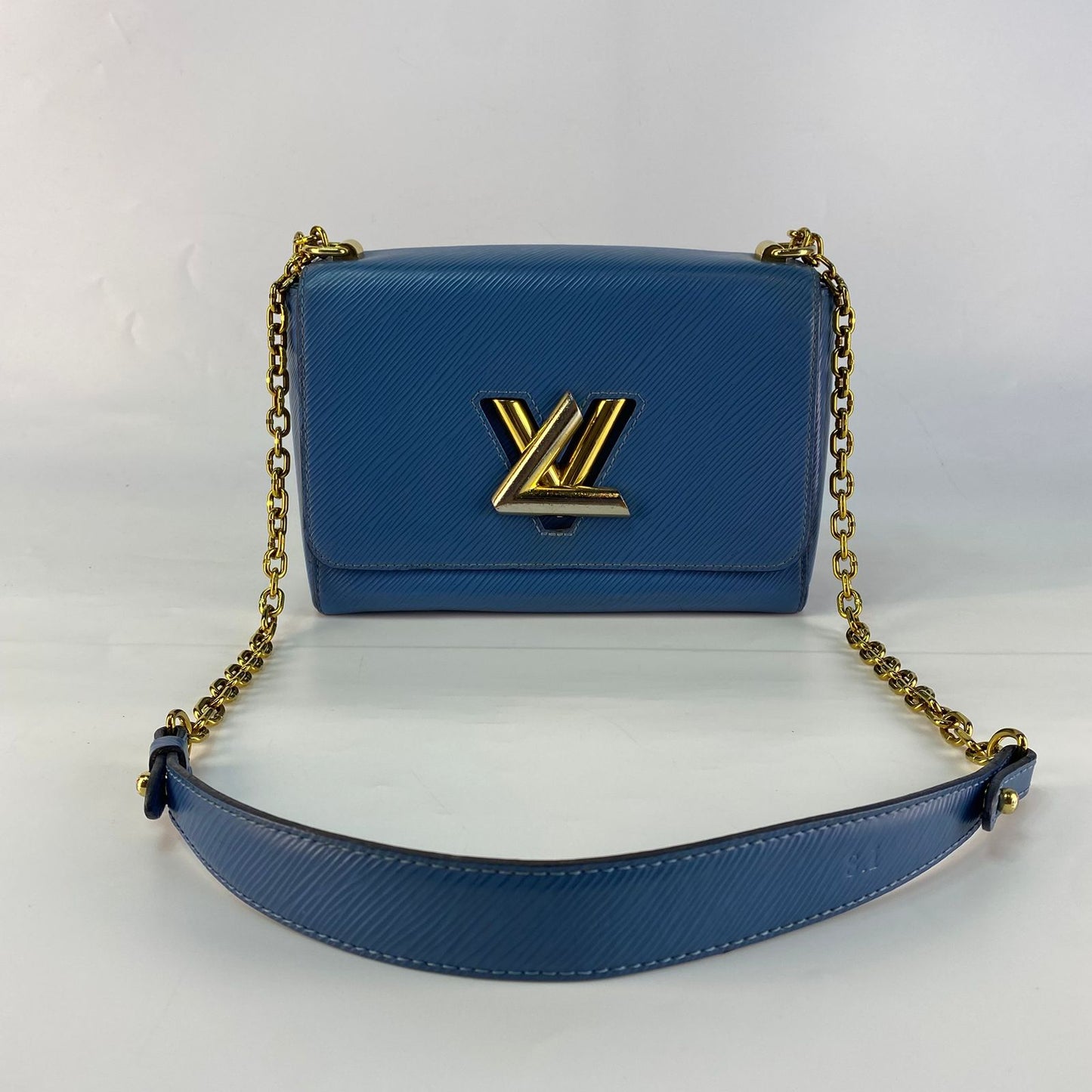 Louis Vuitton	Twist MM Handbag Blue