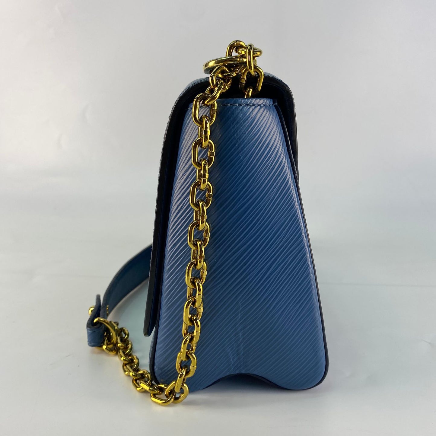 Louis Vuitton	Twist MM Handbag Blue