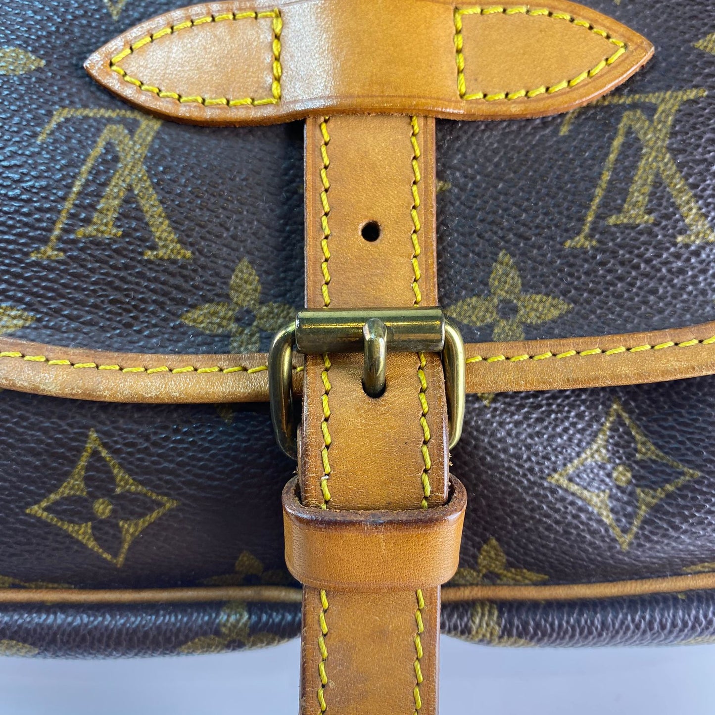 Louis Vuitton Saumur Mono