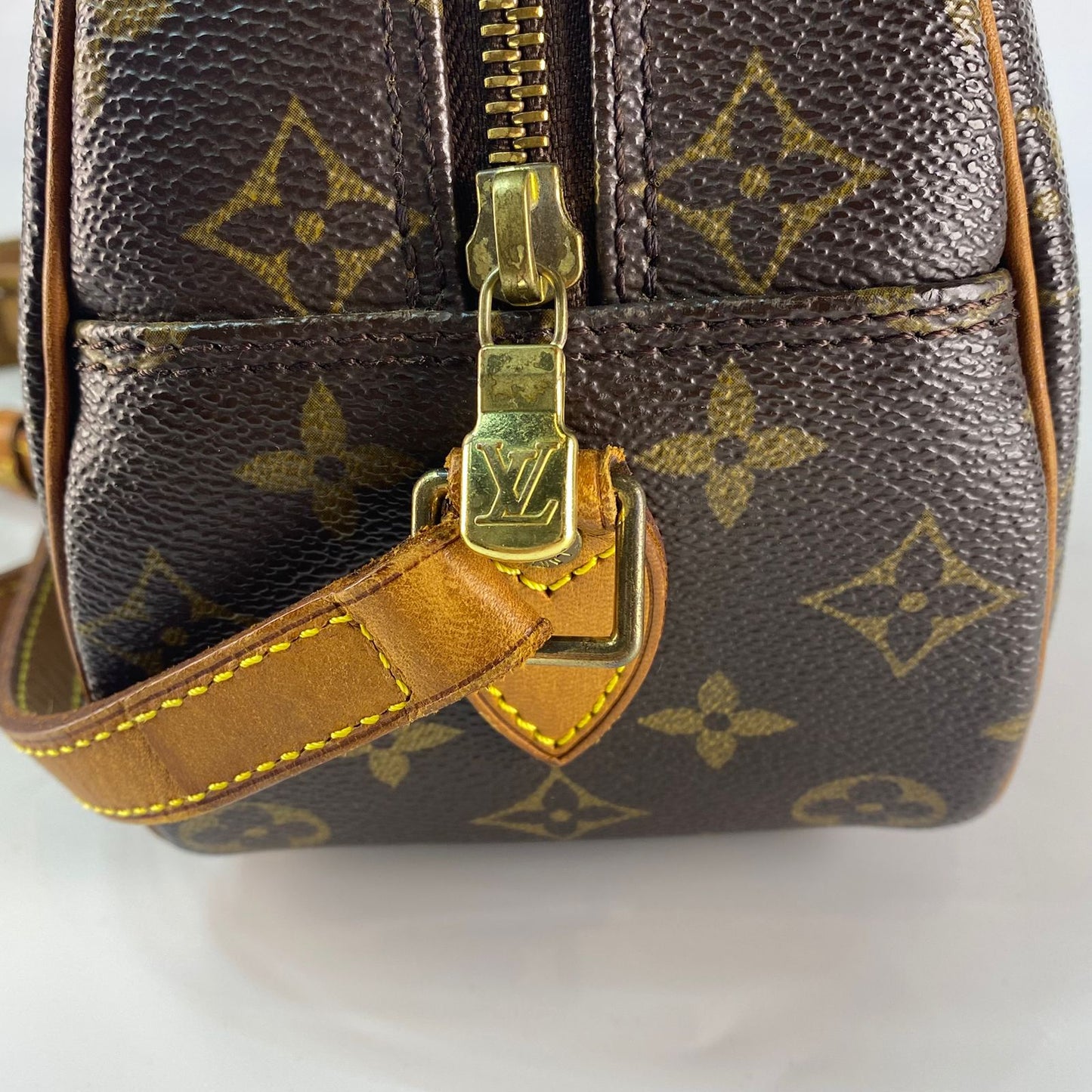 Louis Vuitton Blois Mono