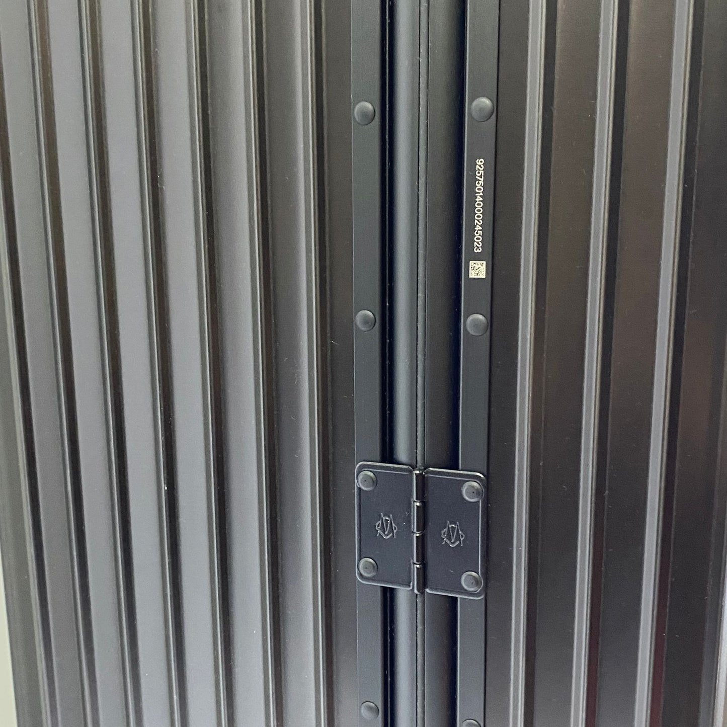 Rimowa Check in Black Original Aluminum