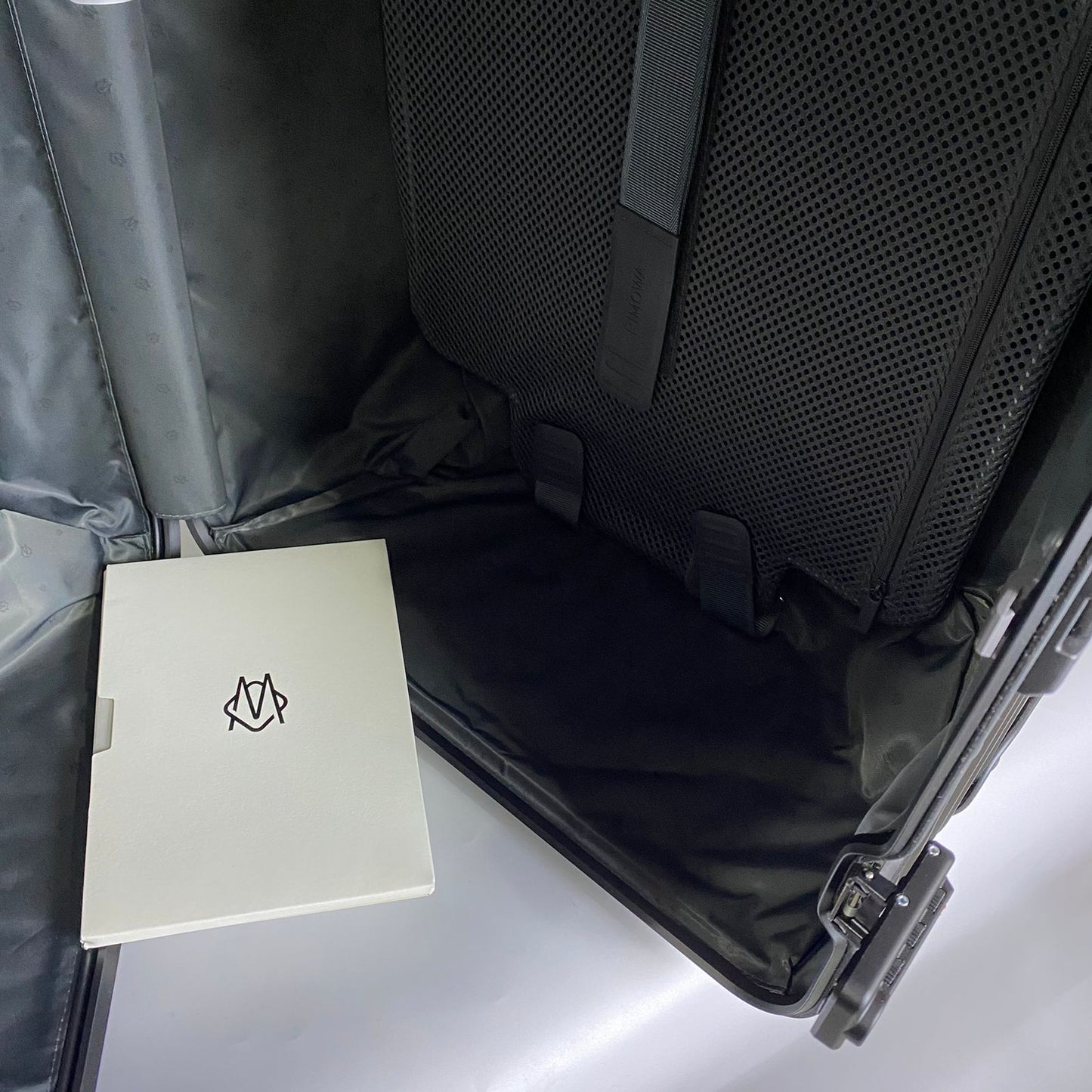 Rimowa Check in Black Original Aluminum