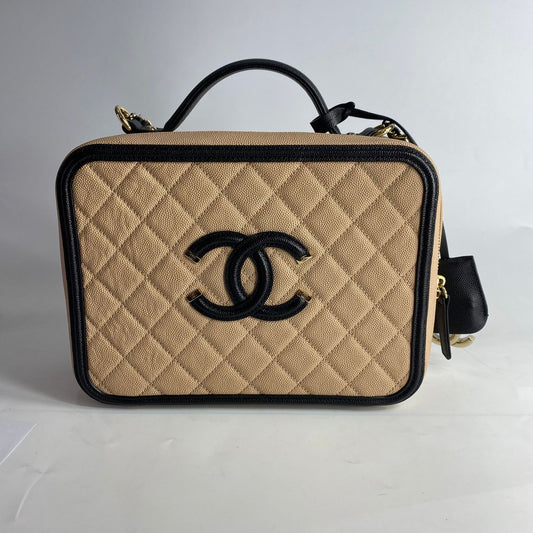 Chanel CC Vanity Case Pink