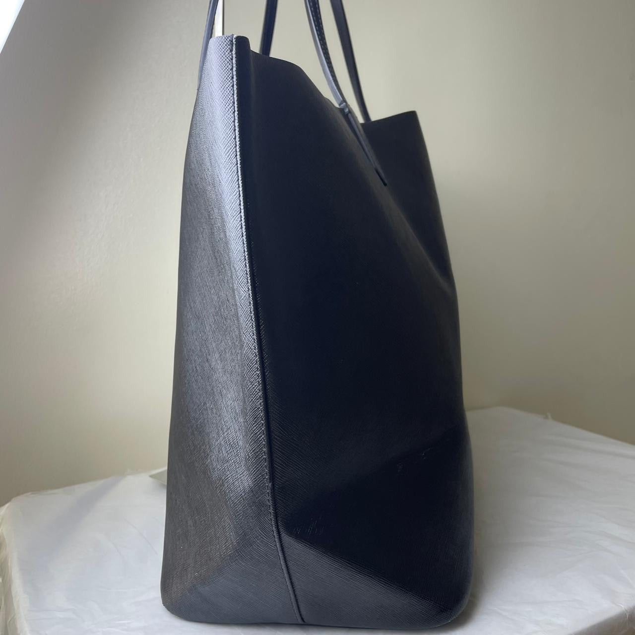 Givenchy Antigona Tote Printed - Black