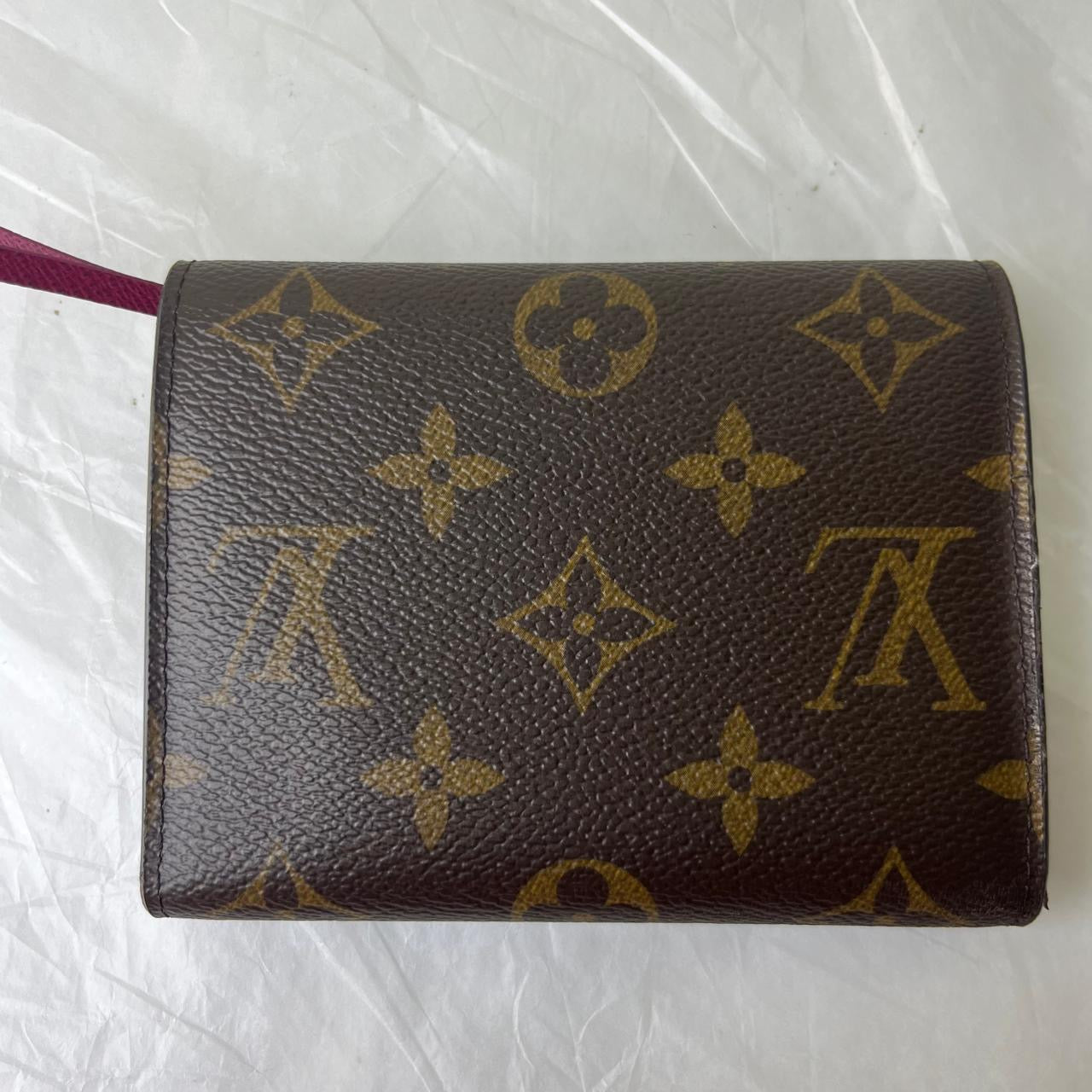 Louis Vuitton	Victorine Fuscha Pink