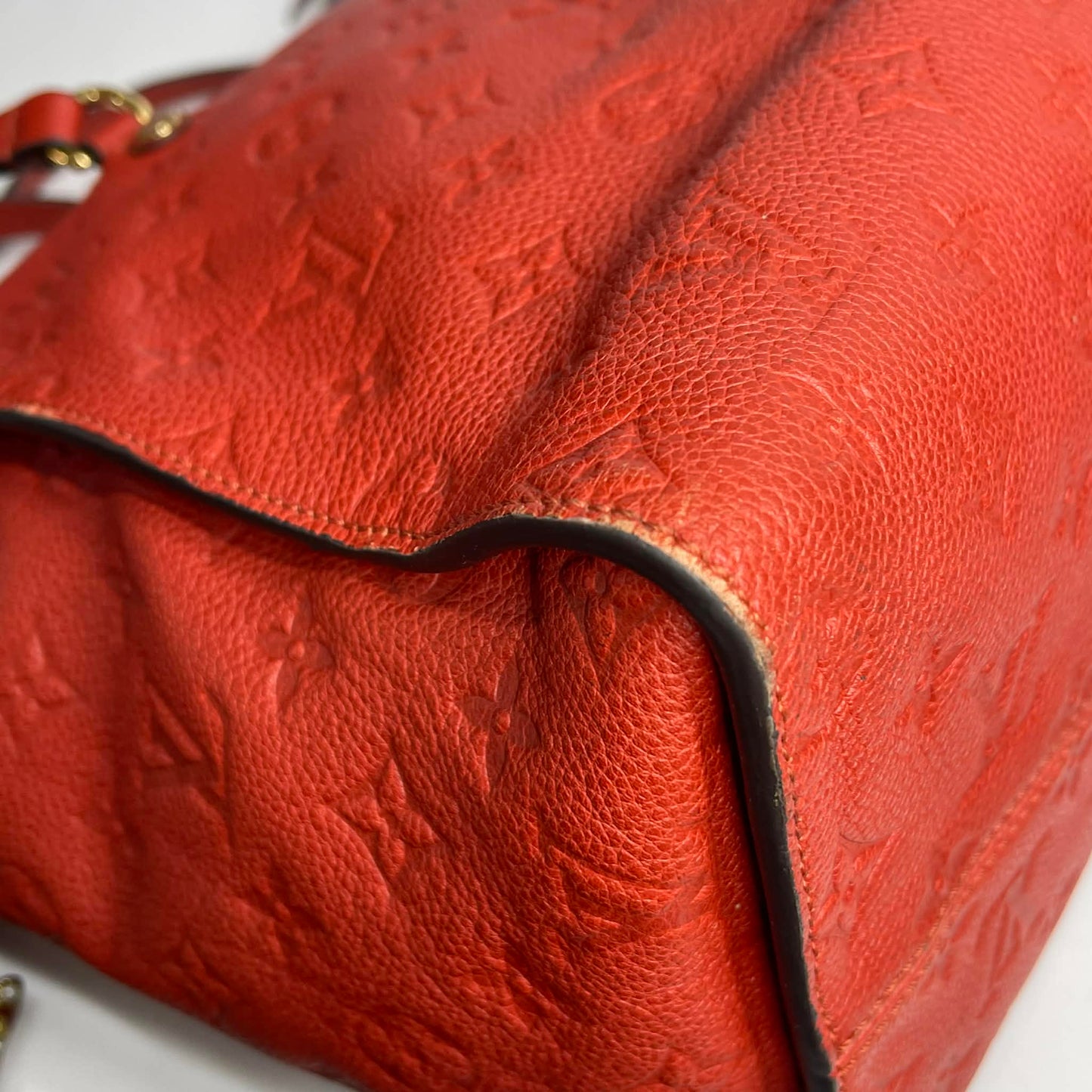 Louis Vuitton	Lumineuse Monogram Empreinte Red