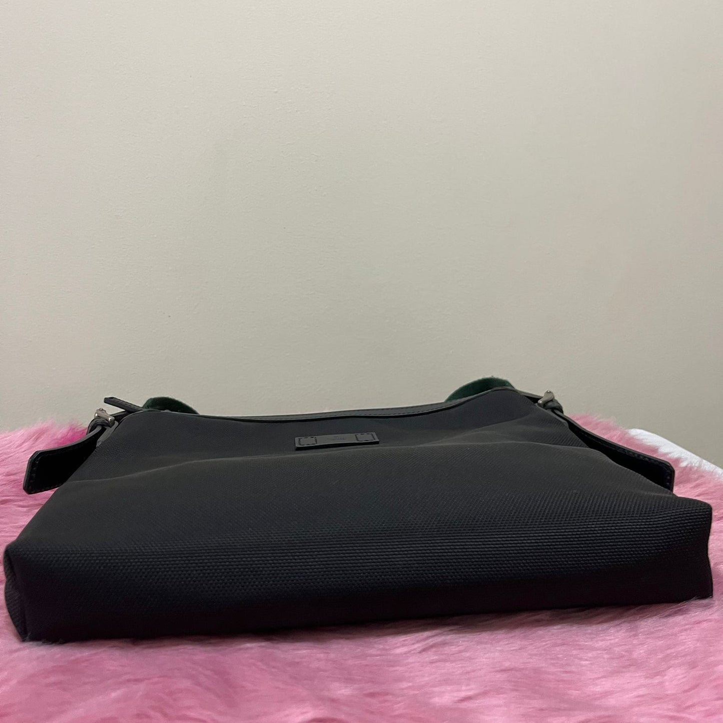 Gucci Messenger Bag Nylon Black – 7.5"H x 10"L x 3"W
