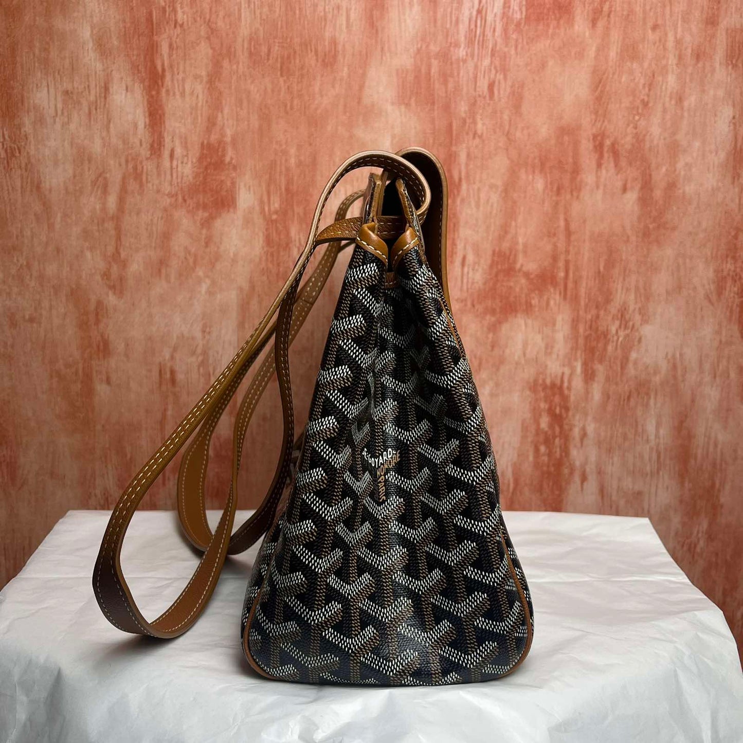 Goyard Routte PM - Black/Tan 8.27"H x 12.20"W