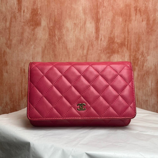 Chanel Classic Wallet On Chain I Lamb-skin - Pink