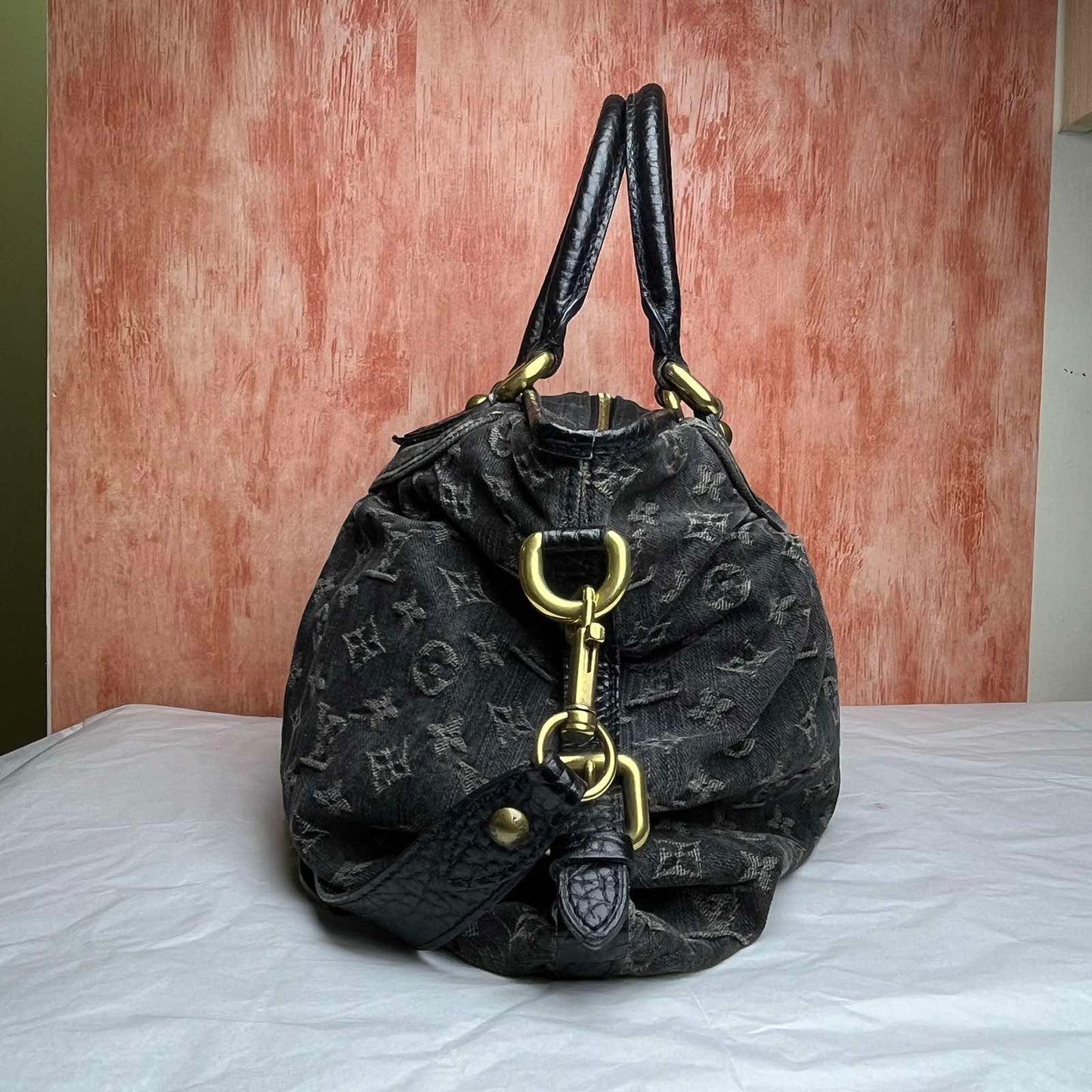 Louis Vuitton	Denim Neo Cabby - Monogram Canvas 9.4"H x 14.2"L x 5.5"W