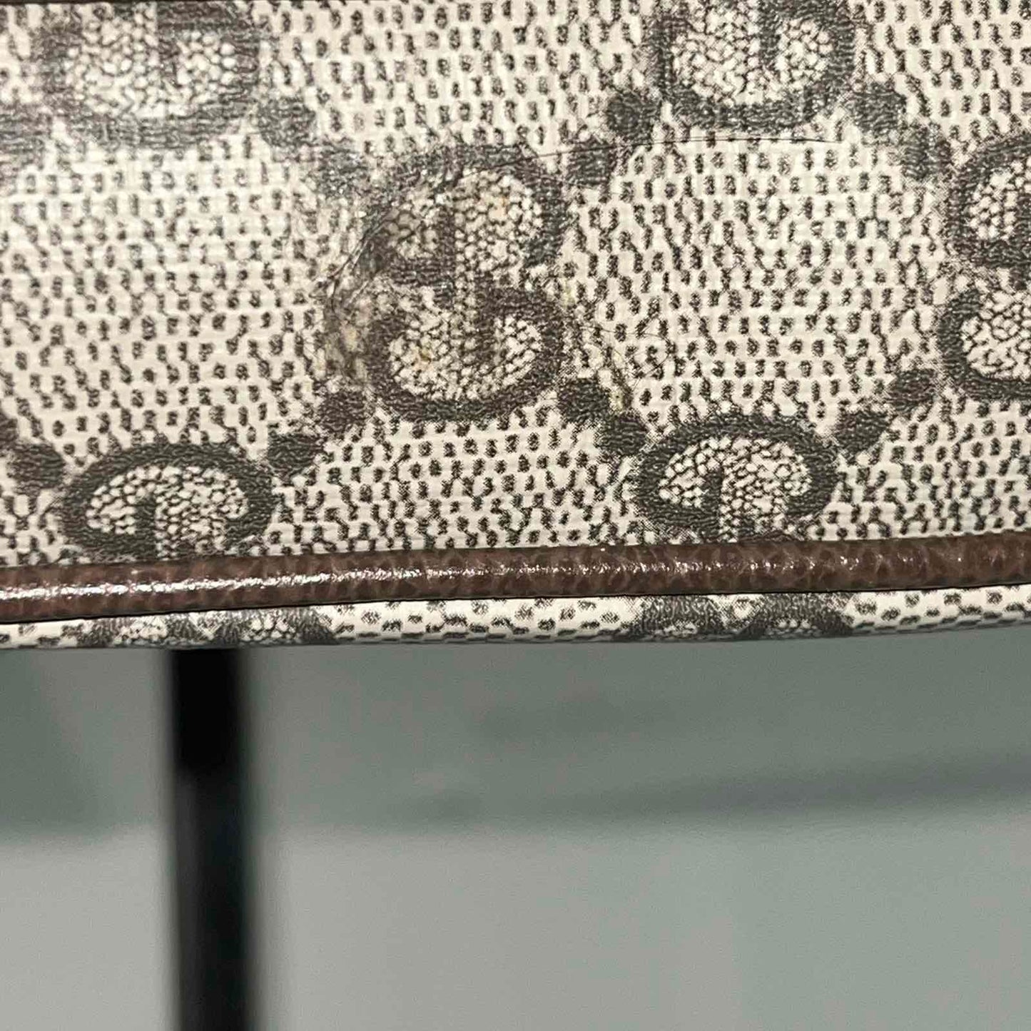 Gucci Ophidia Mini Bag, Beige and Ebony Canvas – 6.5"H x 7.5"L x 2"W