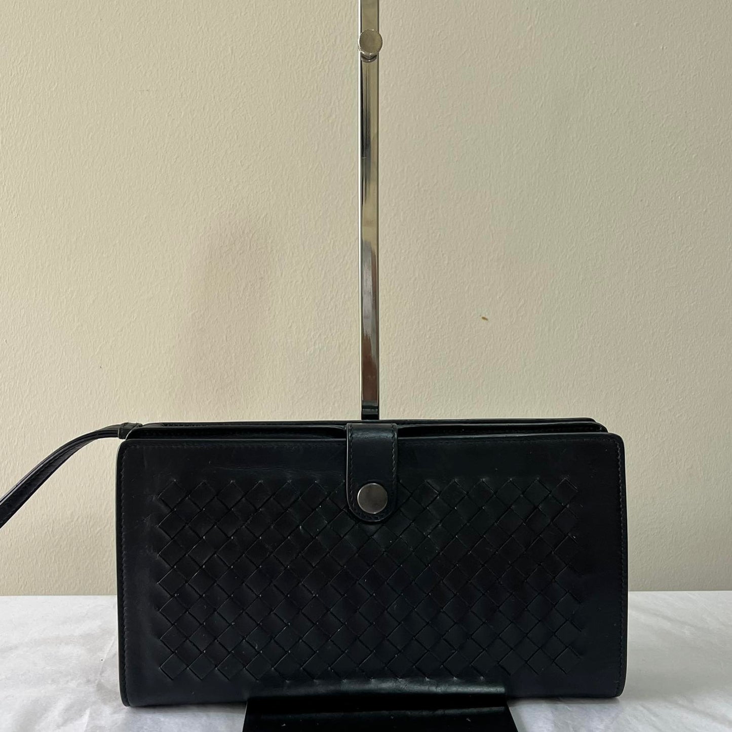 Bottega Veneta Continental Wallet Black – 3.9"H x 7.5"L x 1"W