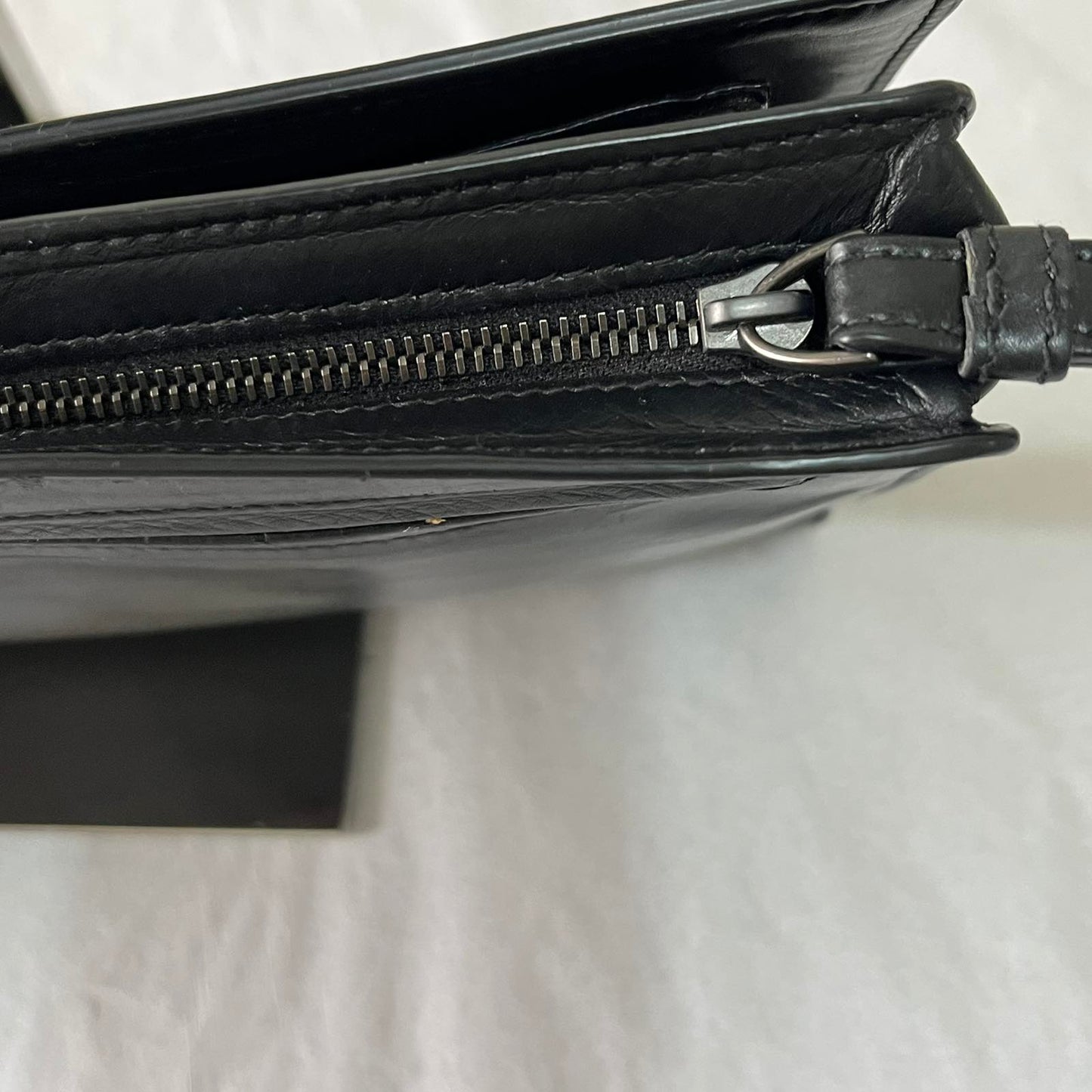 Bottega Veneta Continental Wallet Black – 3.9"H x 7.5"L x 1"W
