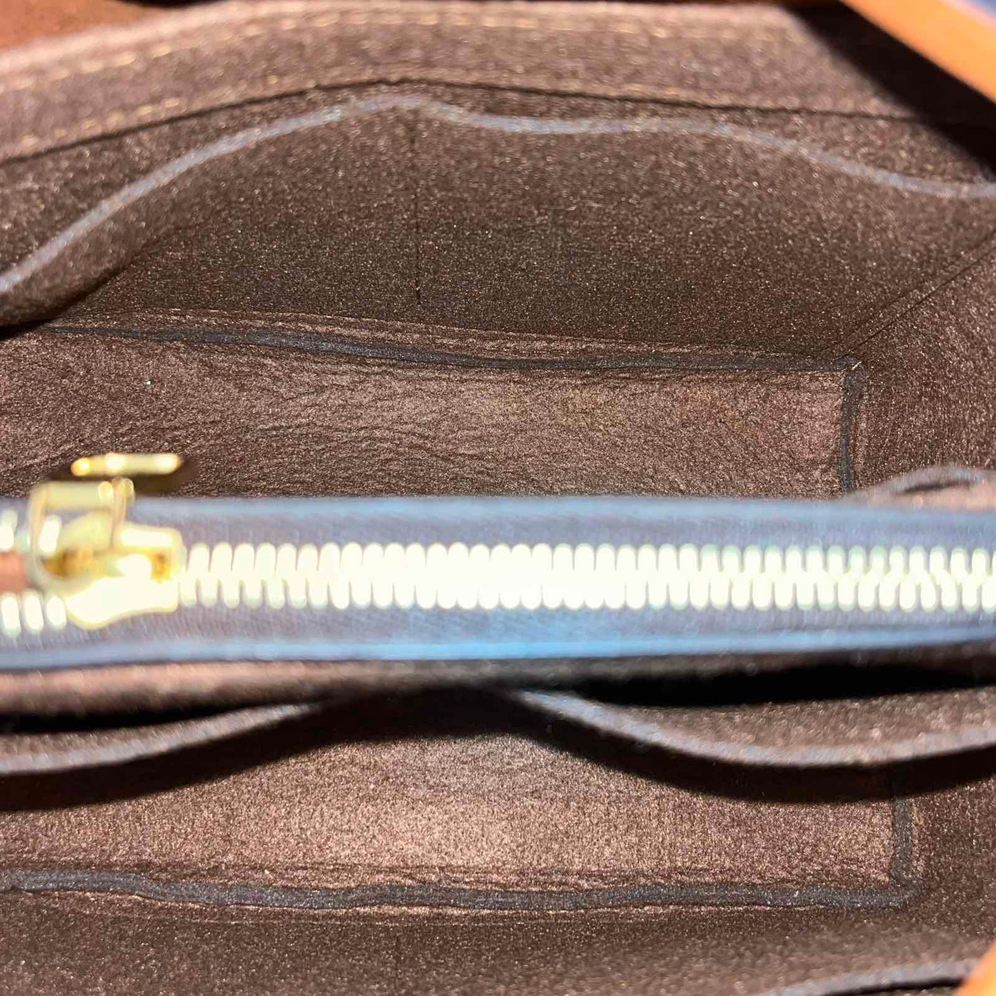 Louis Vuitton NéoNoé Monogram – 10.2"H x 10.2"L x 6.9"W
