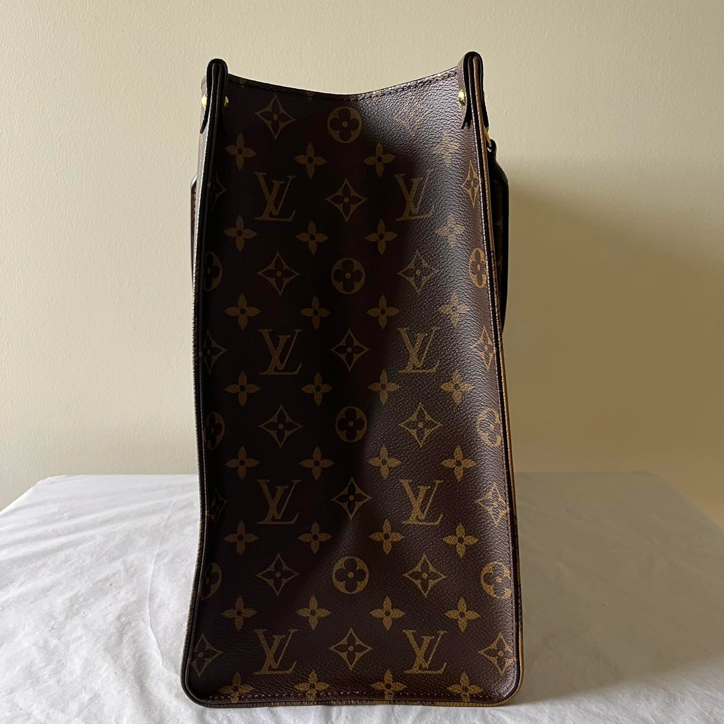Louis Vuitton OnTheGo Monogram Canvas – 13.4"H x 16.1"L x 7.5"W