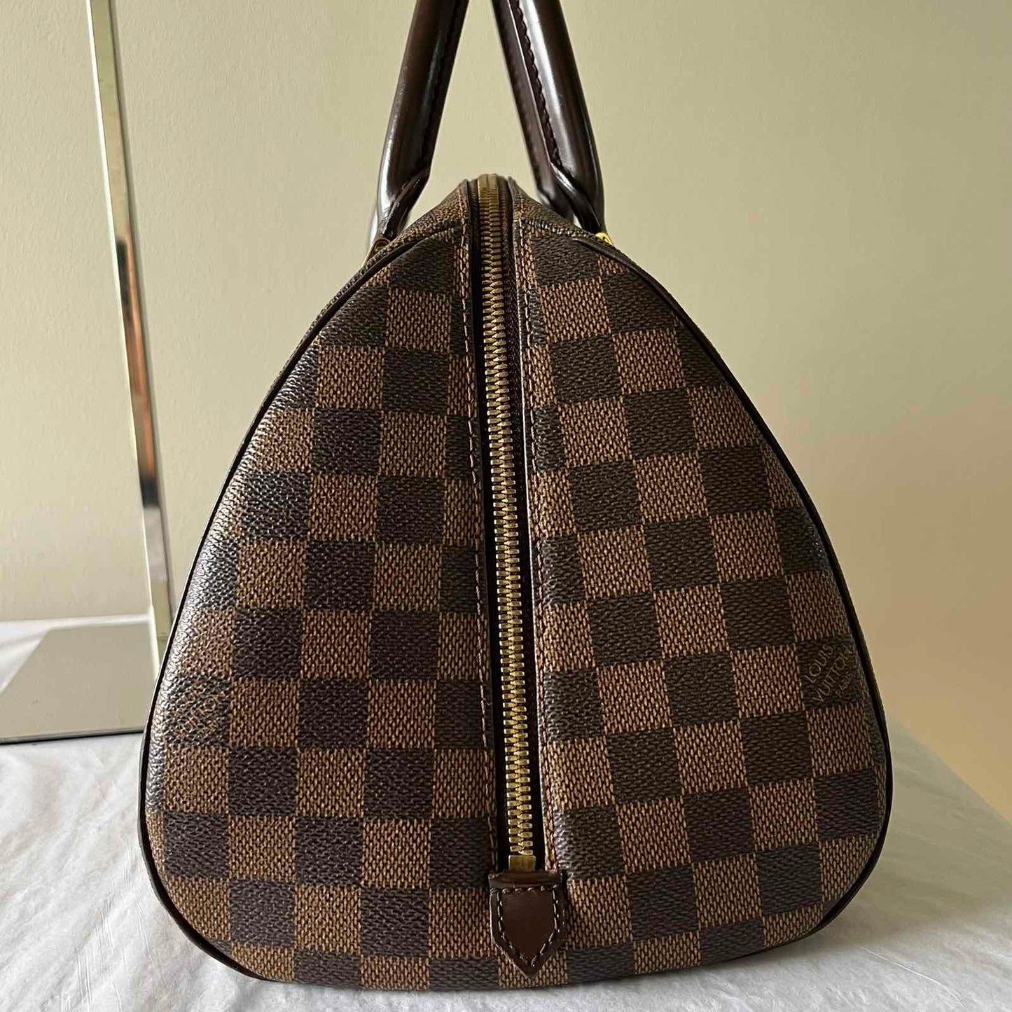 Louis Vuitton Ribera PM Damier Ebene – 6.3"H x 12.2"L x 5.9"W