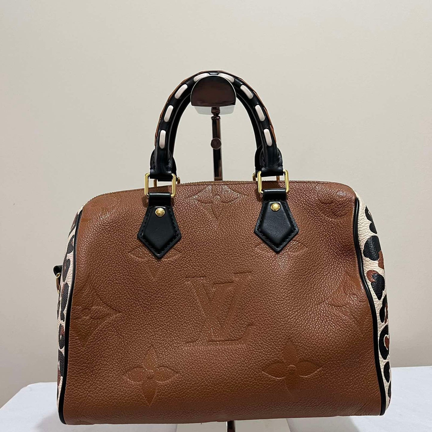 Louis Vuitton Speedy 25 Wild Brown – 7.5"H x 10.2"L x 5.9"W