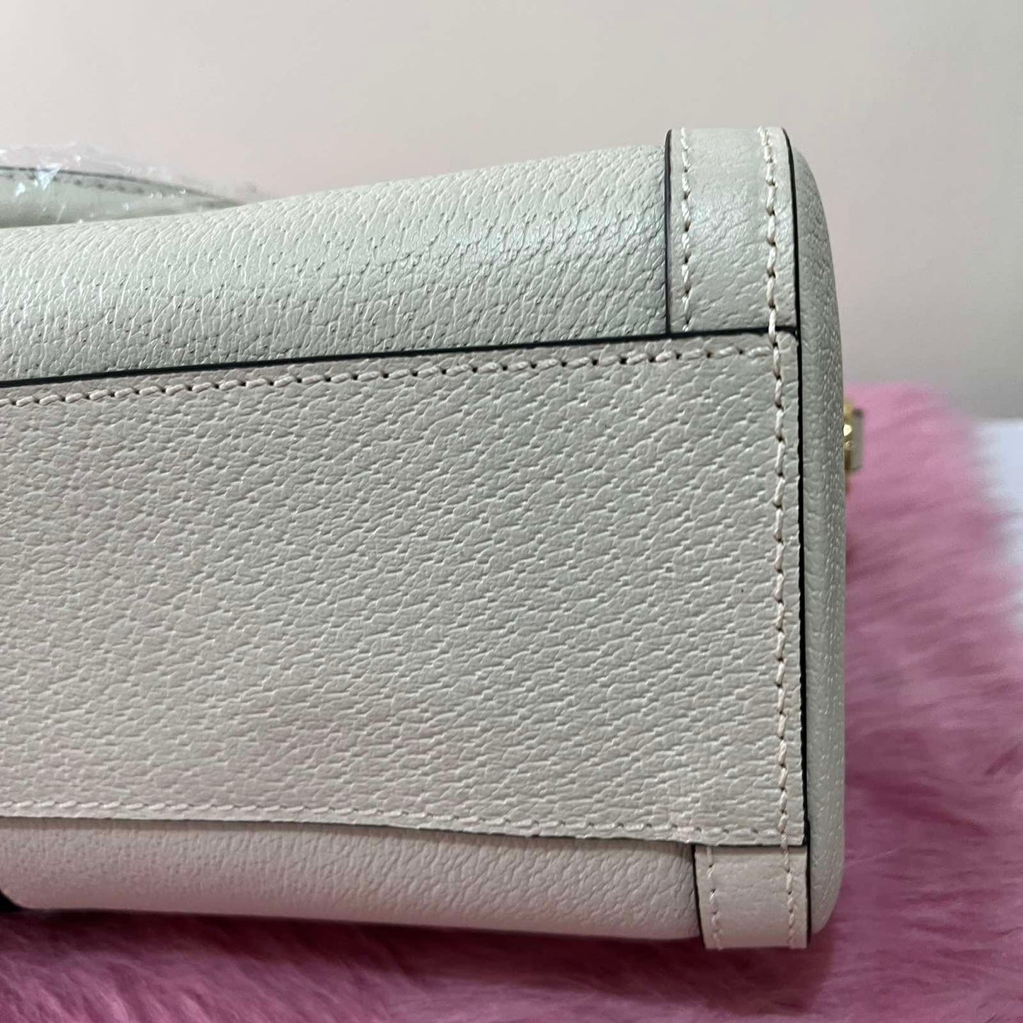 Gucci Ophidia Duffle White – 9.5"H x 13.8"L x 6.3"W