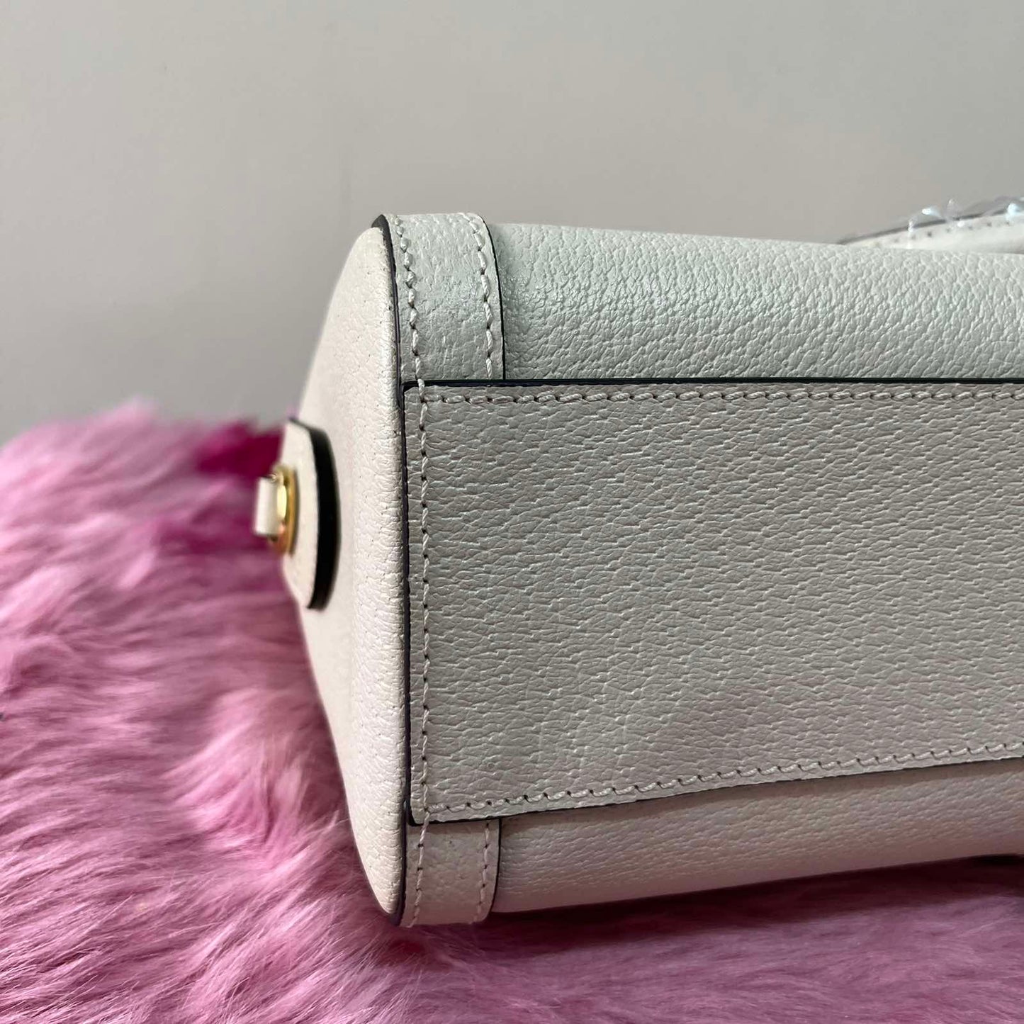 Gucci Ophidia Duffle White – 9.5"H x 13.8"L x 6.3"W