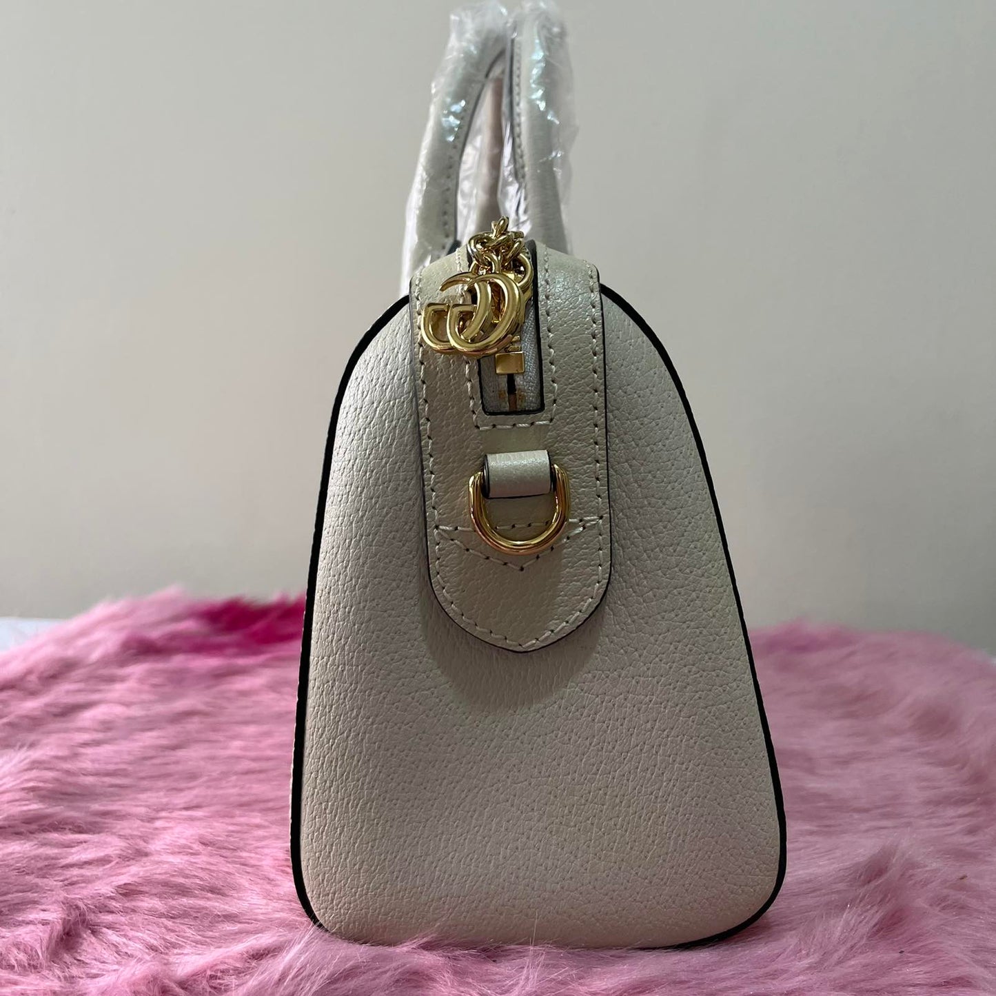 Gucci Ophidia Duffle White – 9.5"H x 13.8"L x 6.3"W