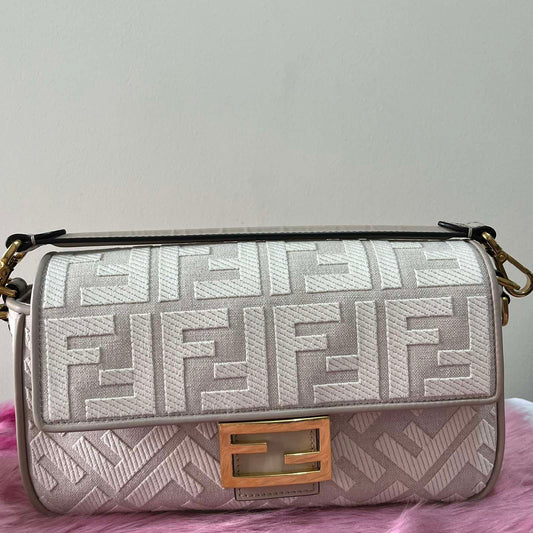 Fendi Baguette White – 6"H x 10.6"L x 2.2"W